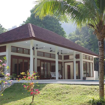 Villa Meranti - Spacious Private Pool Villa 珍南海滩 外观 照片
