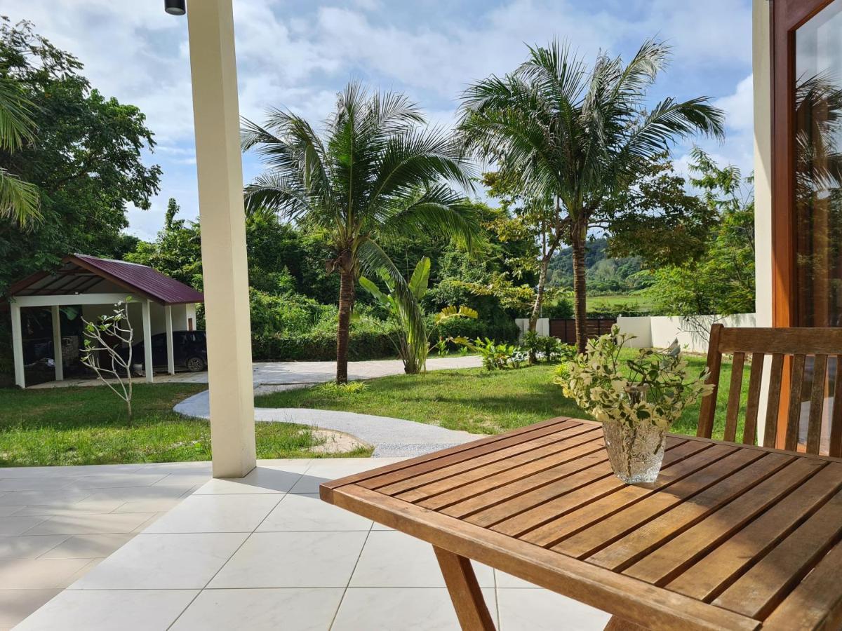 Villa Meranti - Spacious Private Pool Villa 珍南海滩 外观 照片