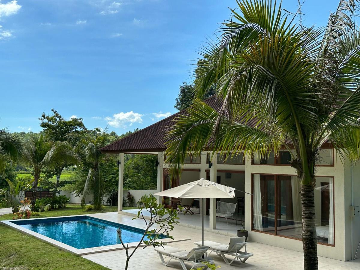 Villa Meranti - Spacious Private Pool Villa 珍南海滩 外观 照片