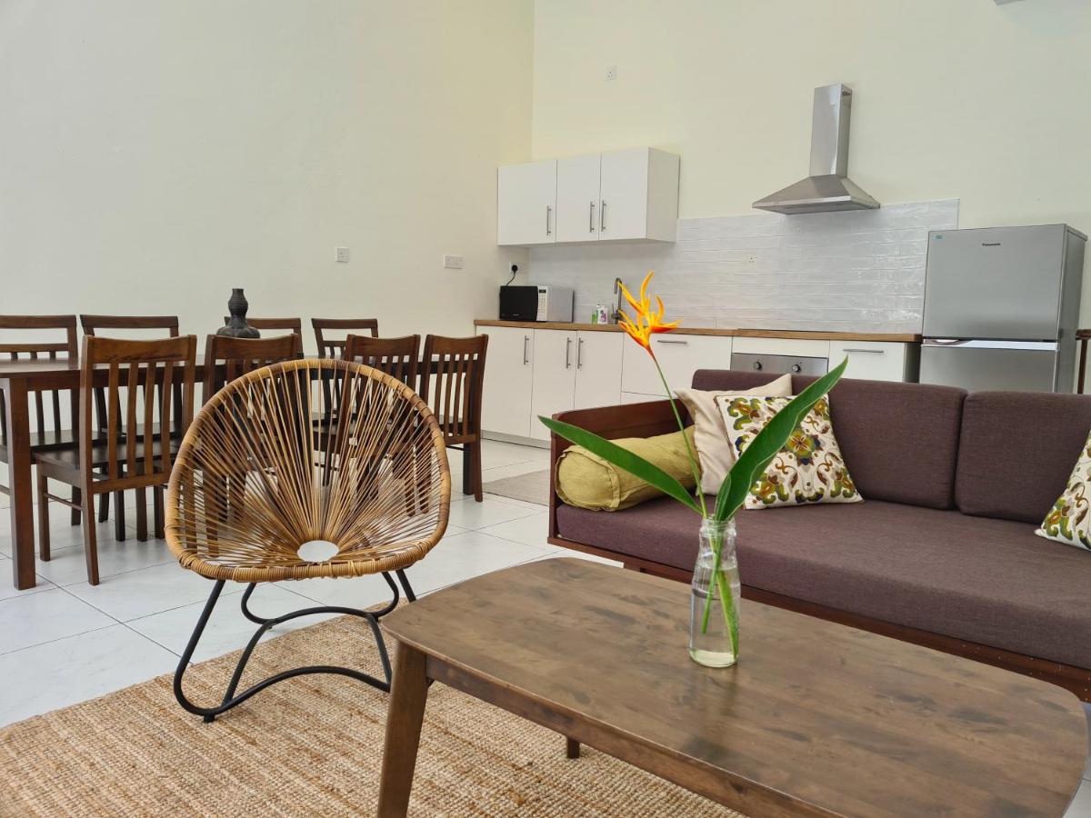 Villa Meranti - Spacious Private Pool Villa 珍南海滩 外观 照片