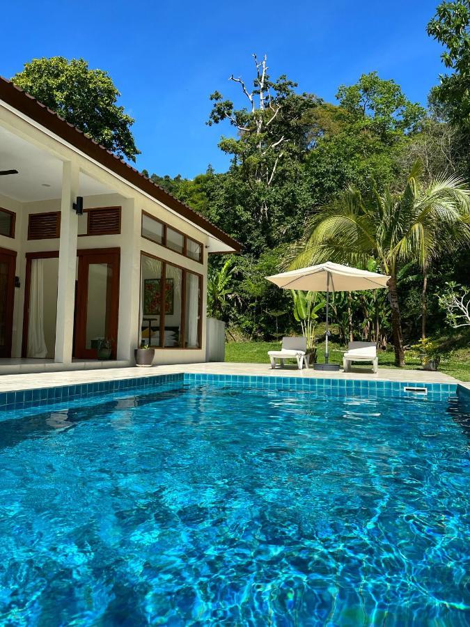 Villa Meranti - Spacious Private Pool Villa 珍南海滩 外观 照片
